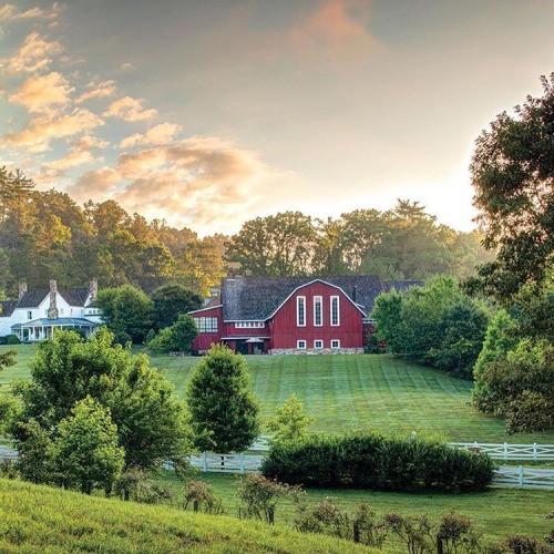 oldfarmhouse - Thousand Thoughts✨Photocredit - SouthernLiving...