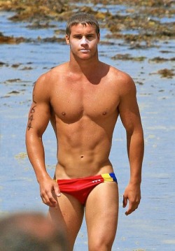 twinks-and-jocks:  jockbrad:   Swimmers,