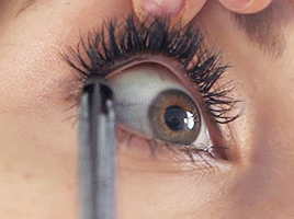 boots:  Tightlining makes your eyes ‘pop’! Here’s how to do it… Watch the