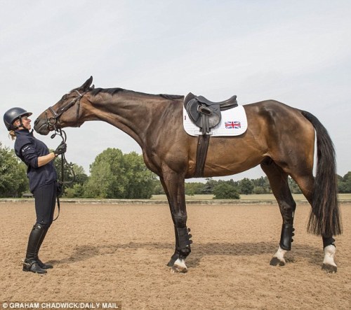 transperceneige: Rosalind Canter and ALLSTAR B for the Daily Mail © Graham Chadwick