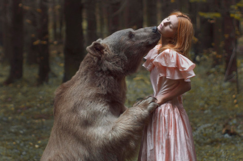 stopdropandvogue:  Enchanting portraits of wild animals and dreamy princesses. Photographed by Katerina Plotnikova 
