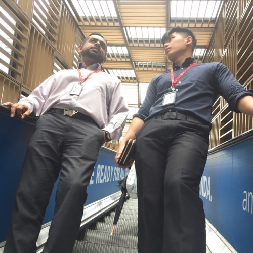 man-in-kl:So hot I could eat it on its own!! (Video)