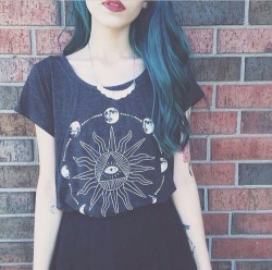 indieminduk:  Cool grunge clothes here