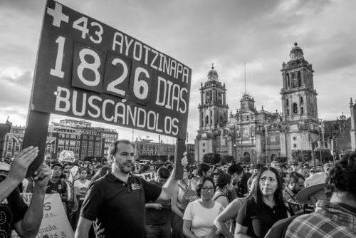 Marcha por los 5 años de la desaparición de los 43 estudiantes de la Escuela Normal Ru