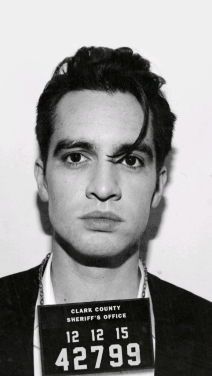 brendon urie lockscreens | like if u save