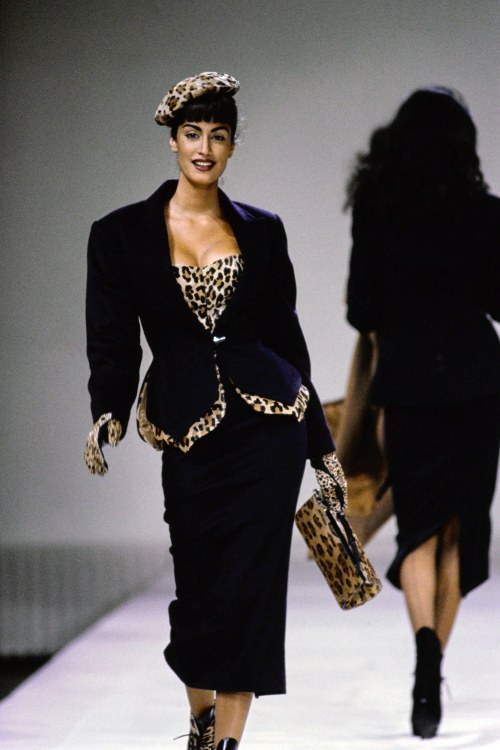 couture-heaux:  Azzedine Alaia Fall 1991 adult photos