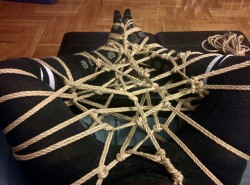 ropeandthings:   Netflix and rope and socks and leggings, oh my. (2/2)  