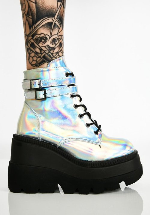 badxbaby:  SPACED OUT TECHNOPAGAN BOOTS$90.00