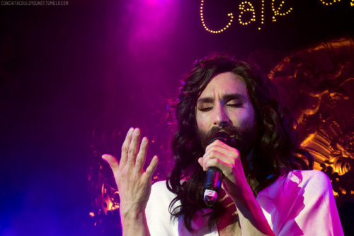 conchitacouldyounot:Conchita at the London Eurovision Party, 2 April 2017.Photos taken by me. Please