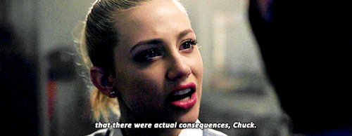 I don’t watch this show, but I’m in love with Betty.