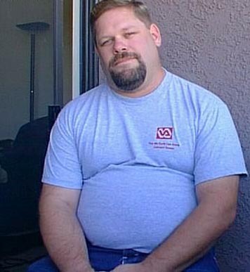 thebigbearcave:  rough tough and snuggly-worthy bear, playful and cute