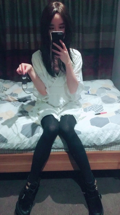 tinatanisacd:Ready to go back China for holiday:) See u guys one month later ~