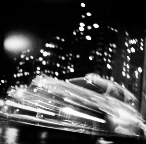 casadabiqueira: Taxi, New York, Night Ted Croner, ca. 1947