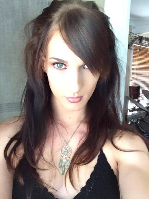 naughtychef6969:  Those Eyes 😘Natural Beauty 😘  You look awesome