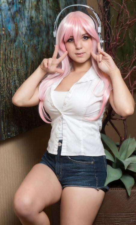 Super Sonico Cosplay (Bunny Ayumi) 1 porn pictures