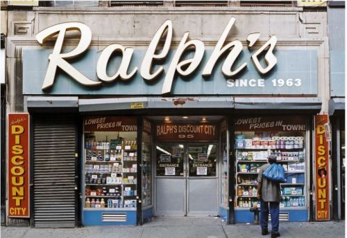 vintageeveryday:  The Disappearing Face of New York: 27 wonderful photographs of old storefronts in New York.