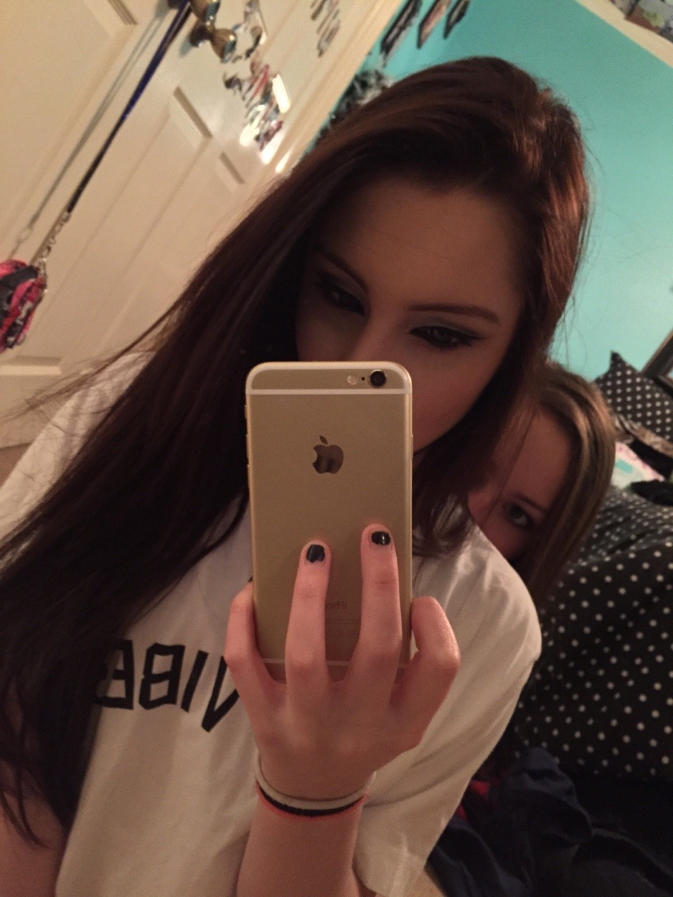 thatsjust-whoreable:  rainbowsprinklesstuff:  thatsjust-whoreable:  excuse my friend