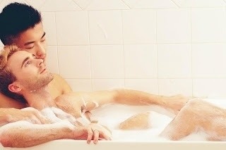 escinselcocuk:  #love #same #gay #kiss #happy #lgbt #rainbow   http://escinselcocuk.tumblr.com