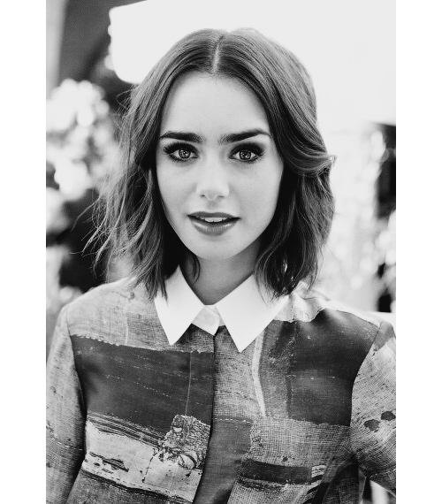 demurring:  california-luxe:  Lily Collins  is perfect