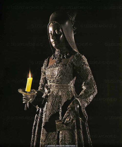 Innsbruck statues from the 1510s;Marie of Burgundy, Holy Roman Empress, 1513-16Archduchess Cymburgis