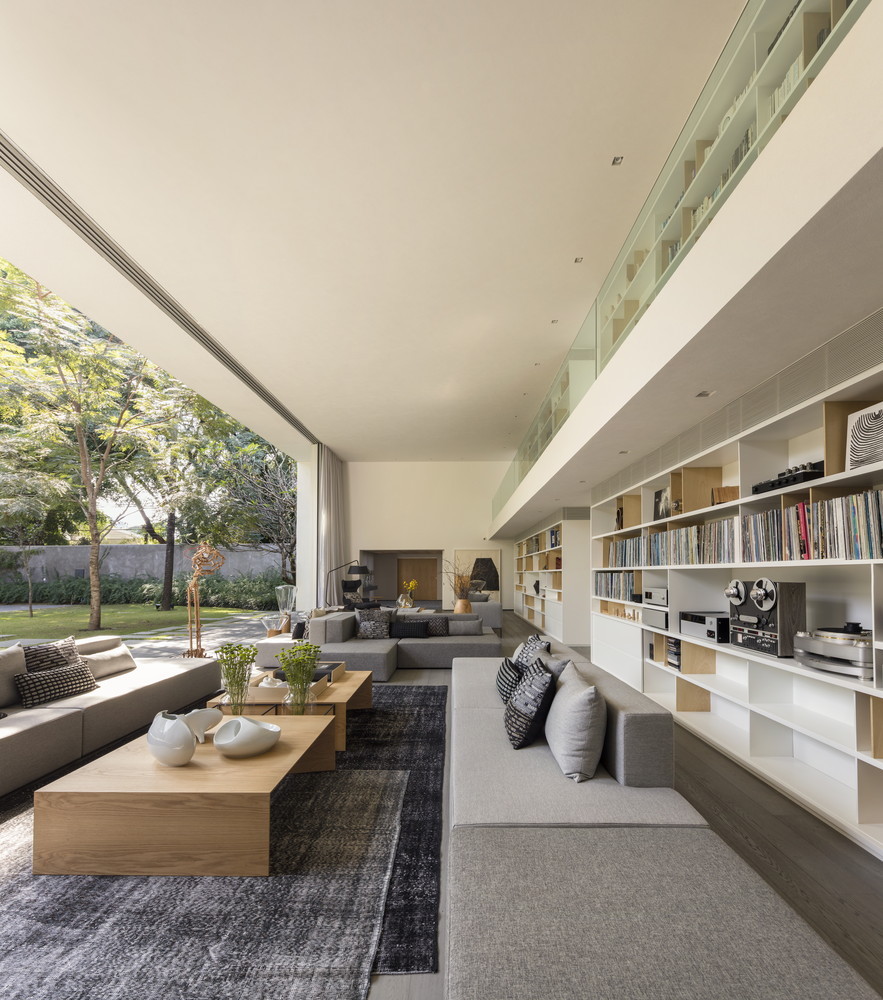 kazu721010:  Gama Issa V2.0 / Studio Mk27 - Marcio Kogan + Lair ReisPhotos © Fernando