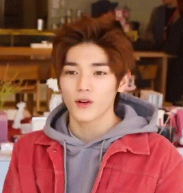 taeyongd:  2/∞ of my favourite taeyong looks ♡