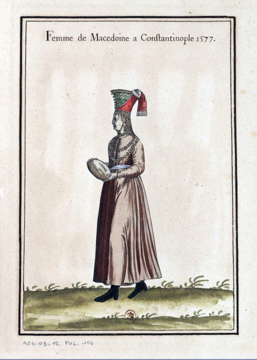 Turkish women-illustrations of 16th century Ottoman costume by Jost Amman and Abraham de Bruyn, 1577