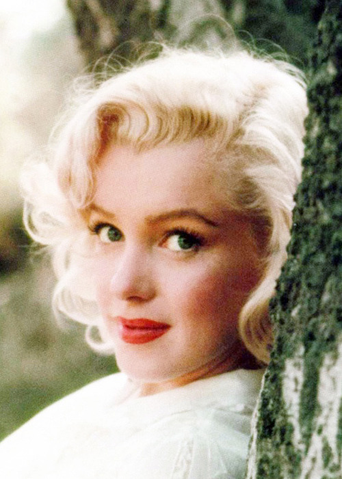 Sex missmonroes: Marilyn Monroe photographed pictures