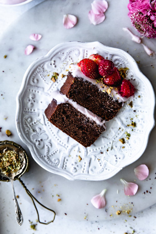 sweetoothgirl:Chocolate Sponge Cake with Hibiscus Cream Cheese Frosting