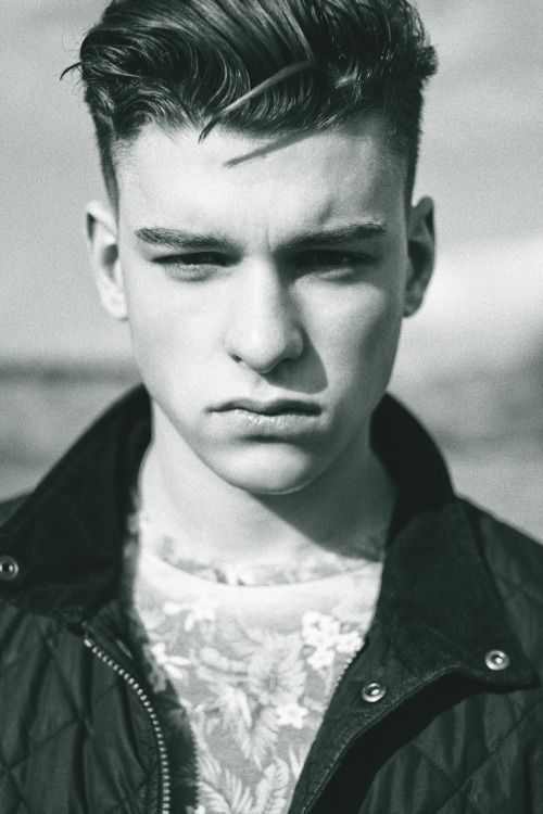 hommemodel-s:  Ben Westland shot by Mark Bruce 