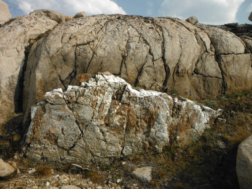 Geology. Pinnacles Lakes Basin, John Muir Wilderness, Sierra Nevada Mountains, California, USA. Phot