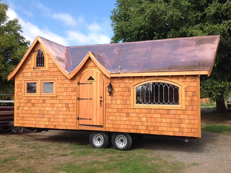 myfadedpaperbackheart:  tinyhousedarling:  Pinafore  adbenturous I think this one