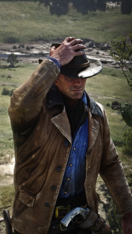 papaue00:a very specific kink of mine is arthur’s eyes being obscured by his hat