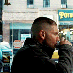 gentlekirk:  #shows up to murder you #fifteen minutes late with starbucks