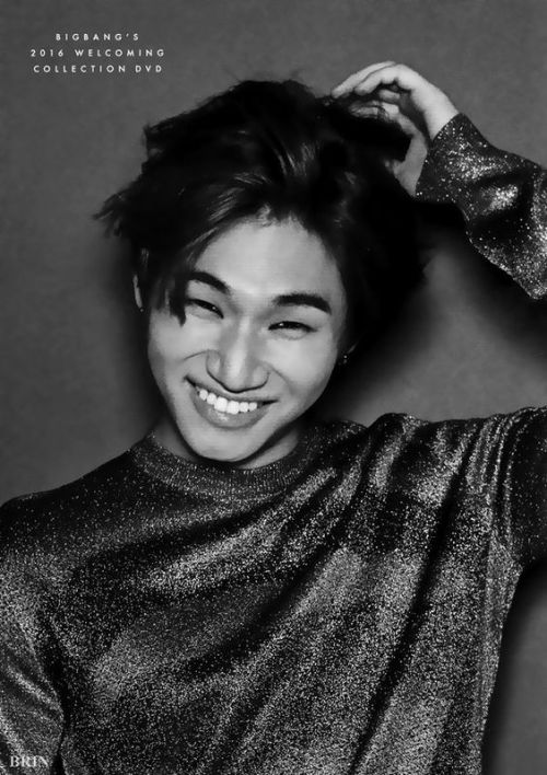 2016 BIGBANG’s welcoming collection DVD