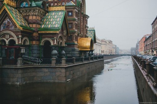 melodyandviolence: Saint Petersburg, Russia by  Liza Medvedeva