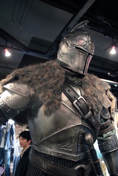 theomeganerd:Dark Souls III Exhibit on display at 109 Men’s in Japan[LOUD HORSE NOISES]