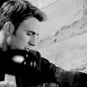 dailyrogers:Steve Rogers in Captain America: The Winter Soldier (2014) dir. Joe & Anthony Russo