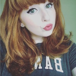 redrule:  msredhourglass: 😘 #redhead #ginger #redhaired #natural #greeneyes This woman also makes my brain go sldfghuiwpbu