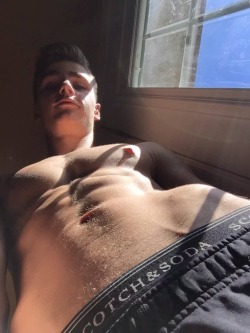 jryan1287:  Love this view and sexy guy 