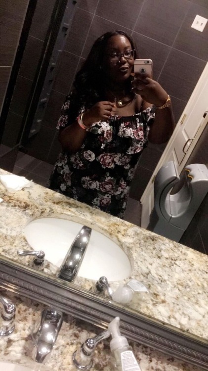 lilchocolatefudgebrownie: Issa Goddess.