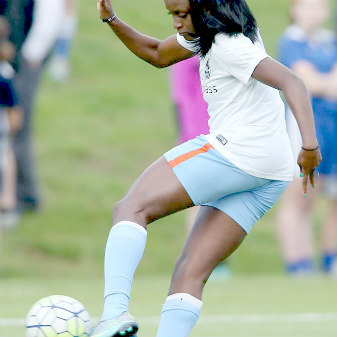 Porn Pics le-sommer:  NWSL Players  [15/∞] Chioma