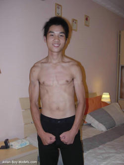 asianboymodels:  straight big cock lean guy