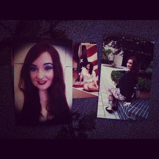 Lauren carries around pictures of me 🎶 you don&rsquo;t get the picture? My