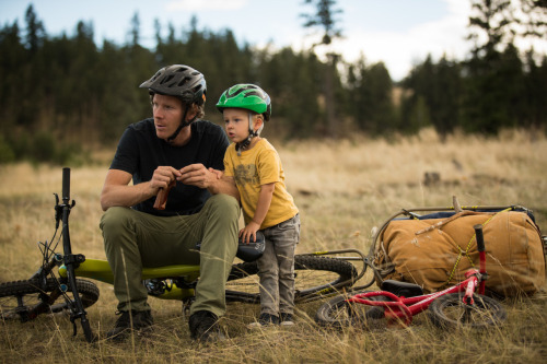 chirosangaku: rideshimano: Matt Hunter is one Rad Dad. The… - akibainu