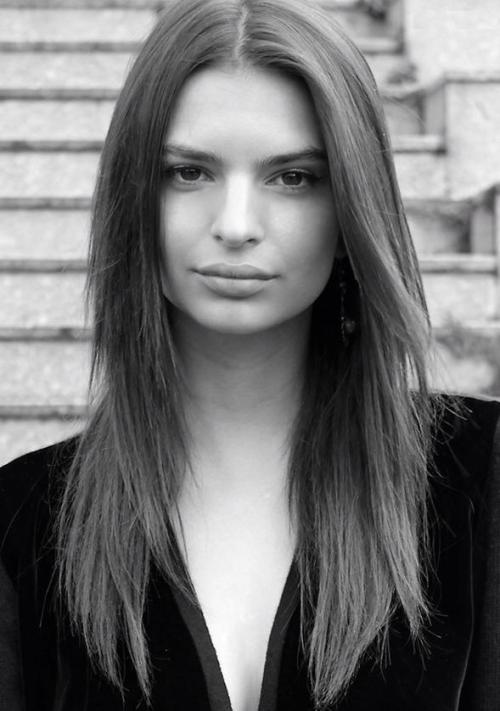 themaxdavis:  Emily Ratajkowskiwww.emrata.com 