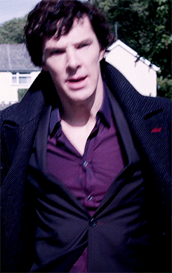 gallifreysconsultinghunters:  The Abominable Bride: The return of the purple shirt
