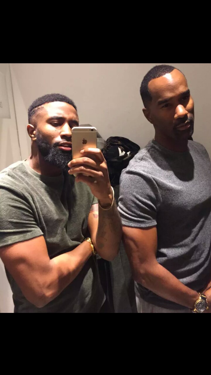 barbellblr:  lepreax:  WHO IS THE DAD? WHO IS THE SON? WHICH ONE OF Y’ALL GON LET