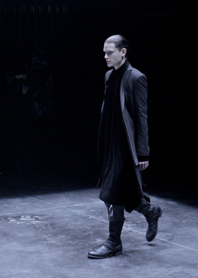 edge-to-edge:  Julius AW13 