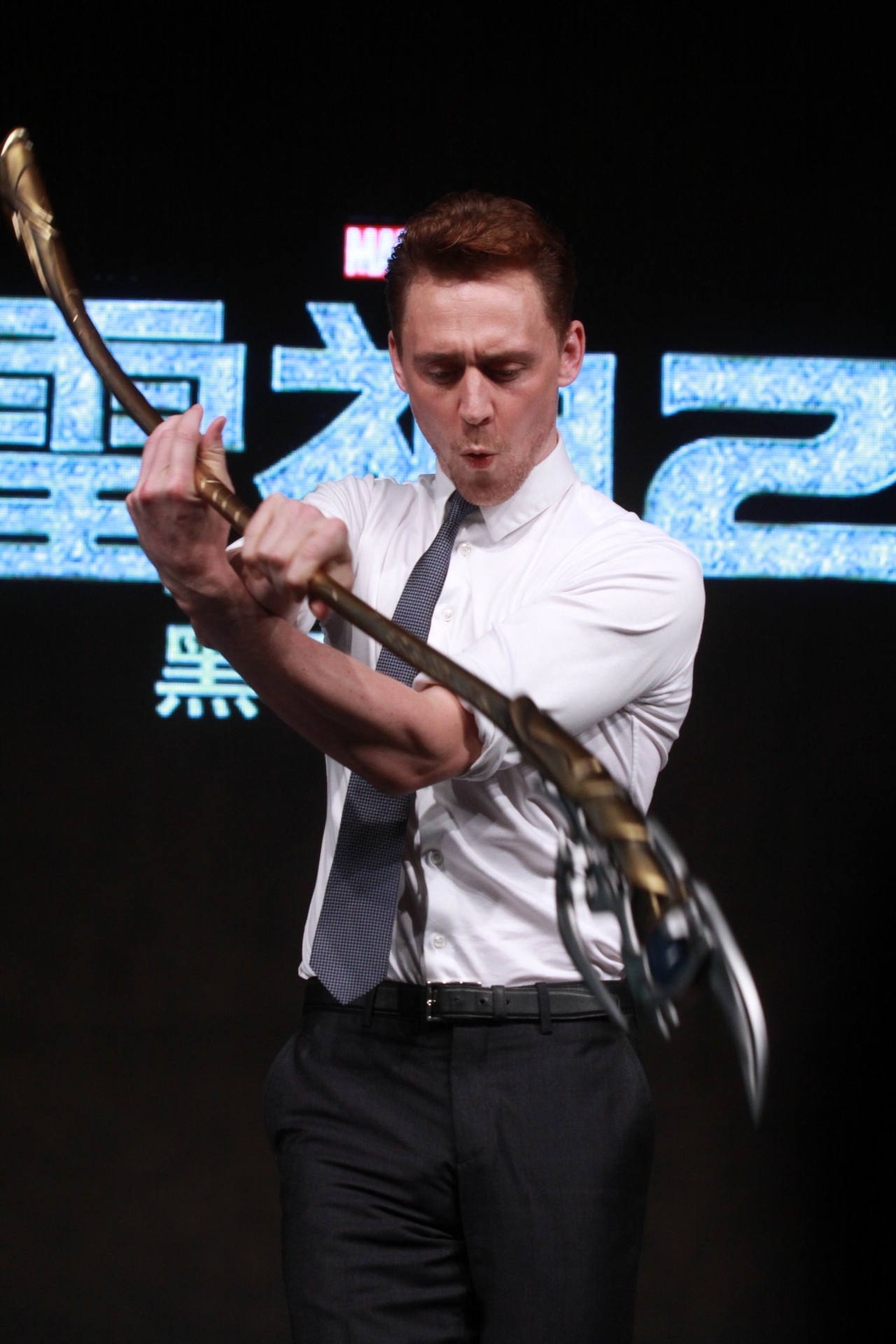 torrilla:  Tom Hiddleston attends ‘Thor: The Dark World’ press conference at